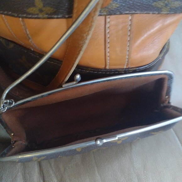 💯% Authentic RARE LOUIS V French Co Bucket Bag pm & KISSLOCK CLUTCH  full set! - Picture 4 of 16